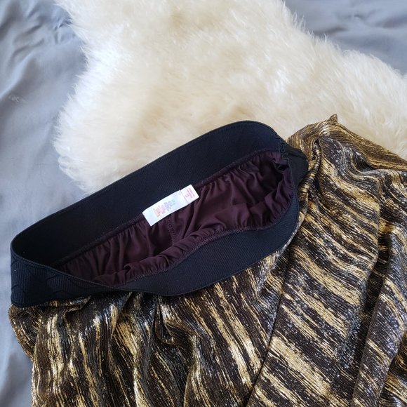 LuLaRoe Shimmery Gold Skirt - Size S - Metallic with Stretch - Picture 7 of 9